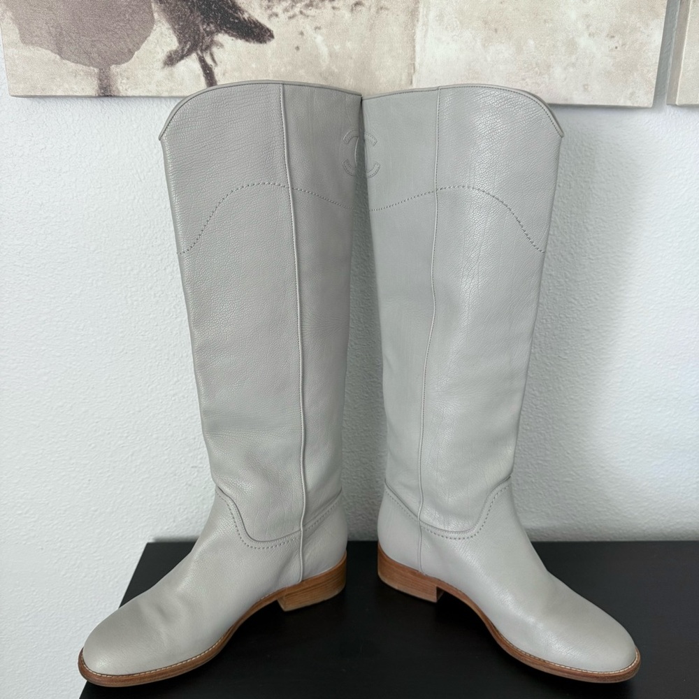 CHANEL Ascot Calfskin Leather Knee High CC Logo Riding Boots - Picture 8 of 15